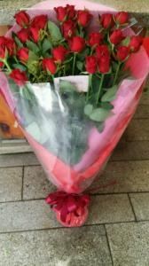 赤バラの花束です。｜「ムツダ生花店」　（愛知県名古屋市南区の花キューピット加盟店 花屋）のブログ