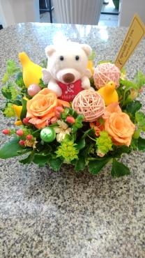 お孫さんの5歳のお誕生日祝のアレンジメントです｜「ムツダ生花店」　（愛知県名古屋市南区の花キューピット加盟店 花屋）のブログ