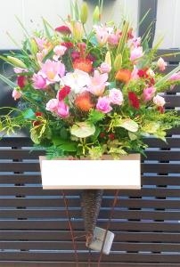 スタンド花をお届けしました。｜「ムツダ生花店」　（愛知県名古屋市南区の花キューピット加盟店 花屋）のブログ