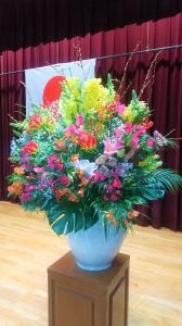 中学校の卒業式に花活けしました|「ムツダ生花店」　（愛知県名古屋市南区の花屋）のブログ